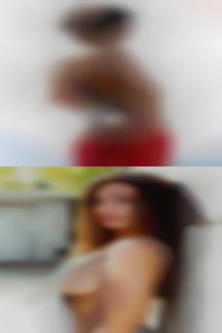 Swingers for adult massage with sexy feet.